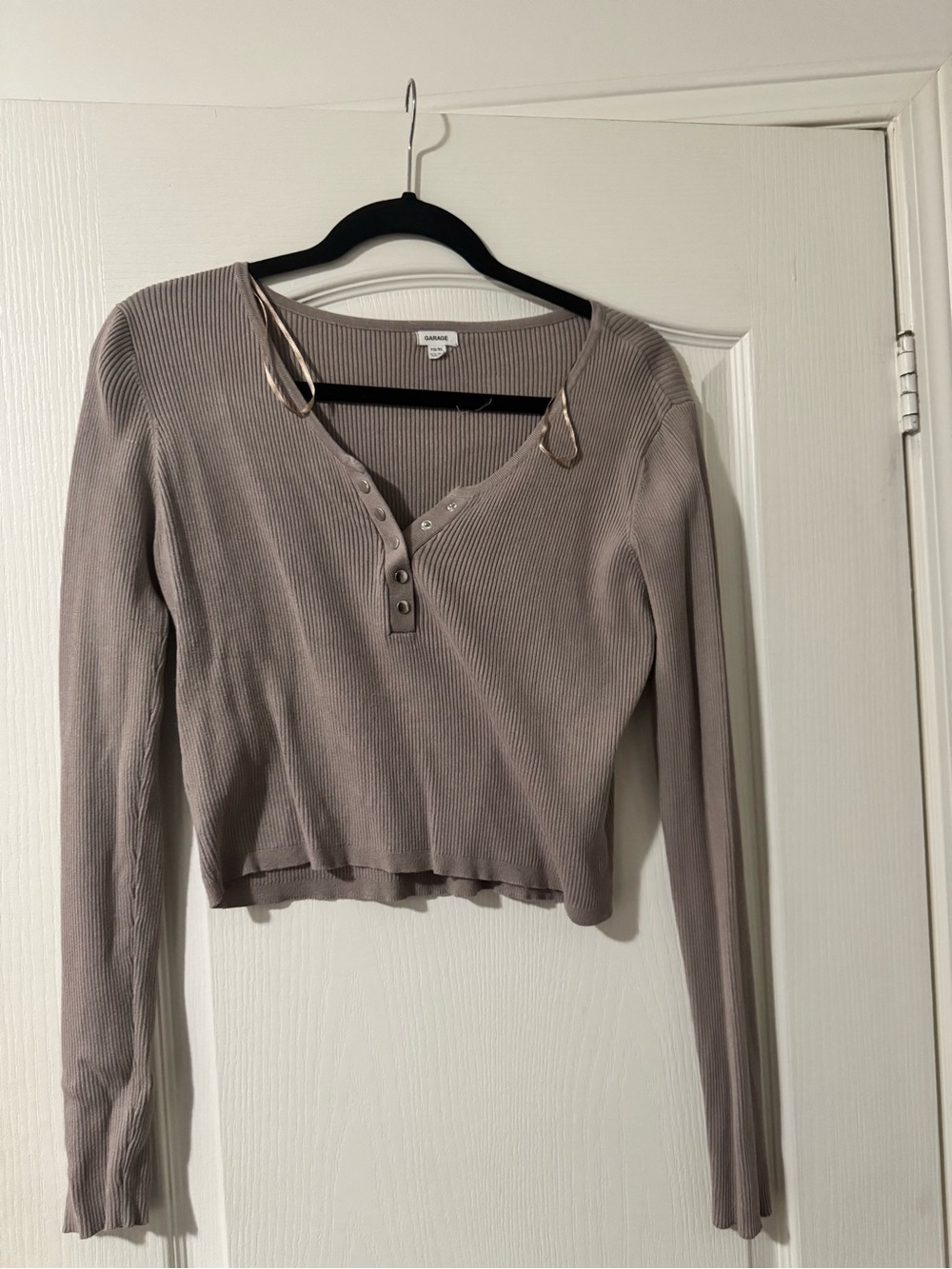 Garage Long-Sleeve Ribbed Henley Top - Taupe